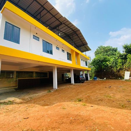 Erumely Central Homes Mundakāyam 외부 사진