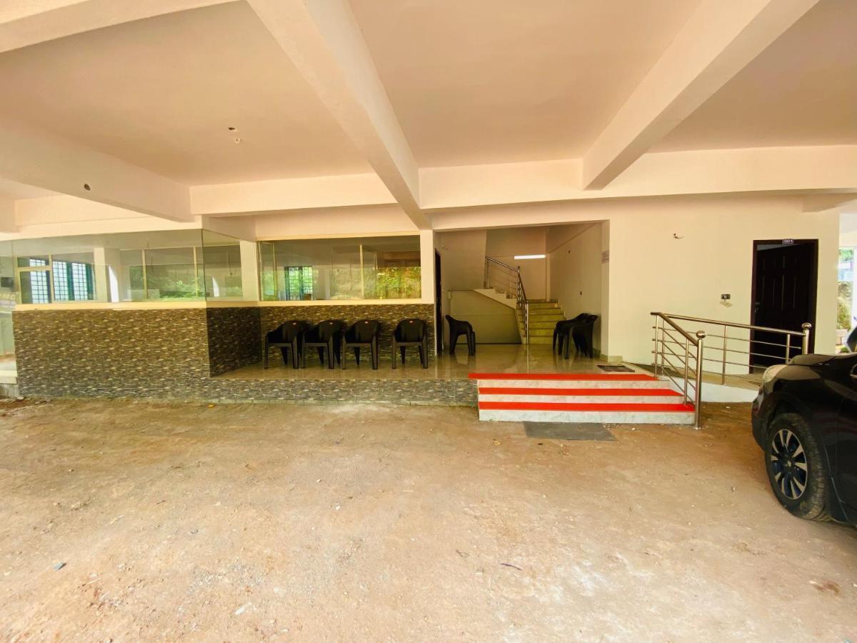 Erumely Central Homes Mundakāyam 외부 사진